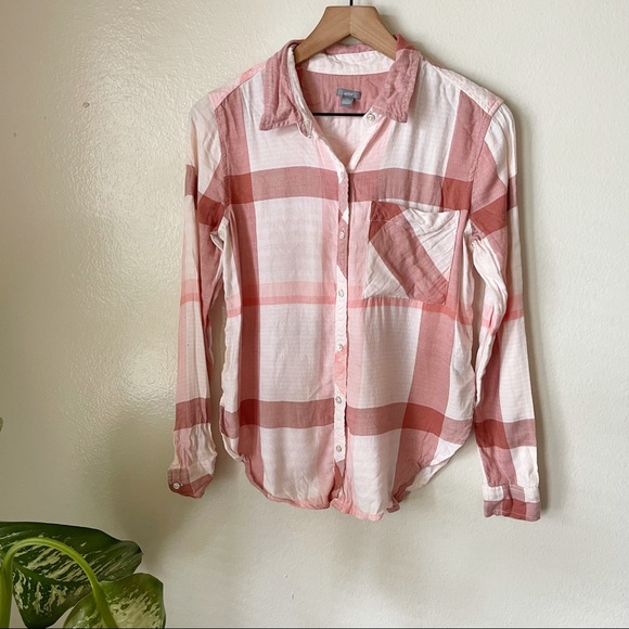 Aerie | Plaid Buttondown Shirt - Picture 1 of 7